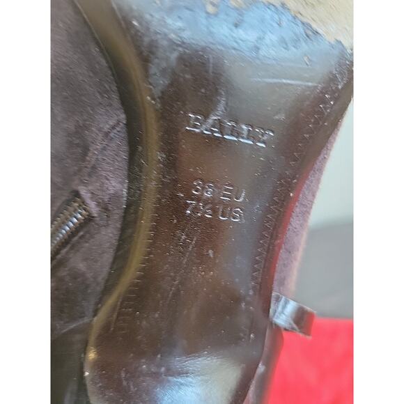 Chocolate suede boots - Picture 10 of 12